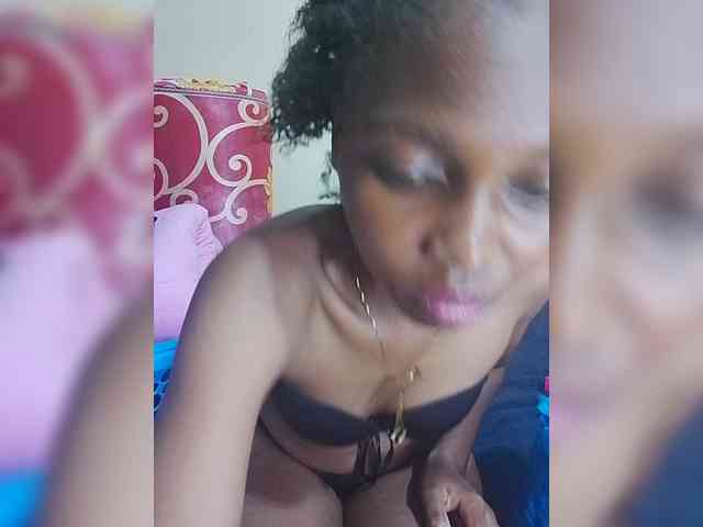 PrettyDoll3 webcam