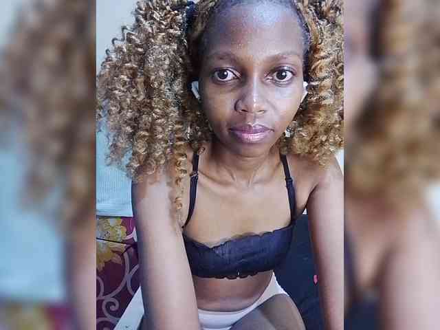 PrettyDoll3 webcam