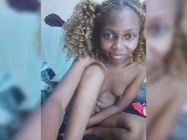 PrettyDoll3 webcam
