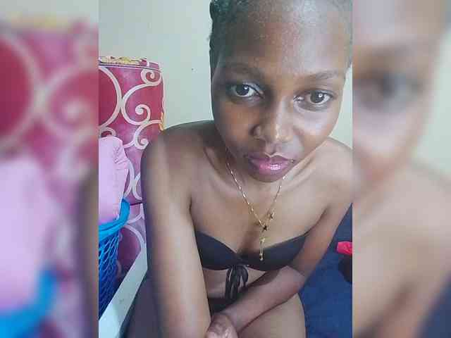 PrettyDoll3 webcam