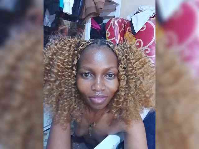 PrettyDoll3 webcam