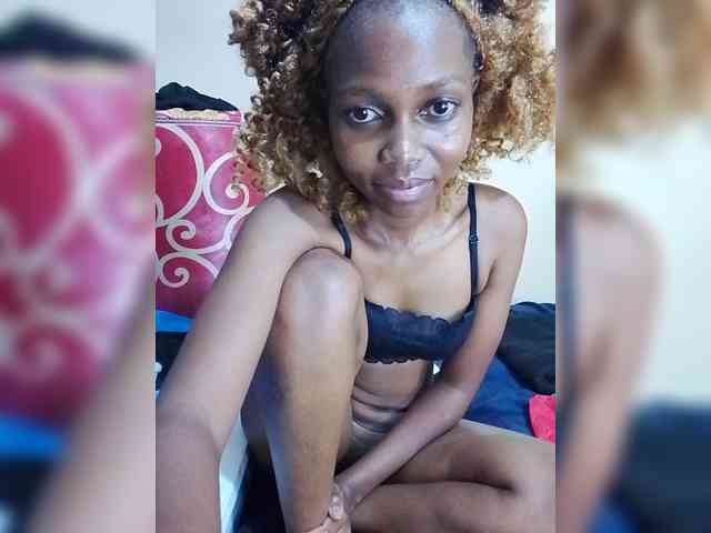 PrettyDoll3 webcam