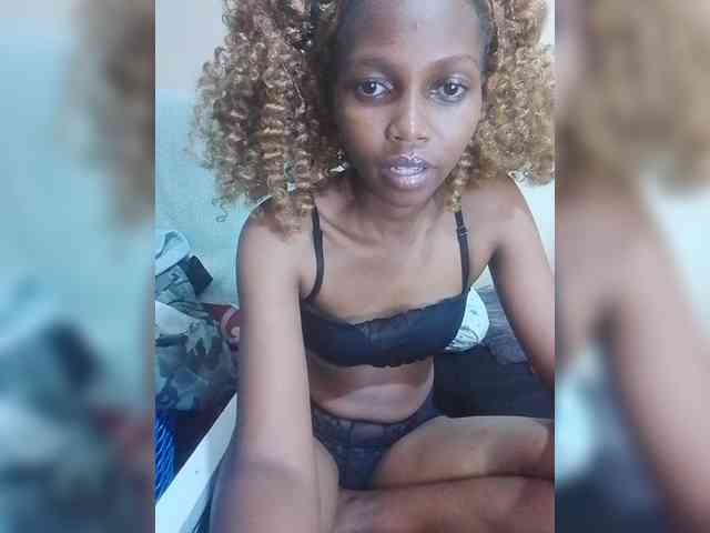 PrettyDoll3 webcam