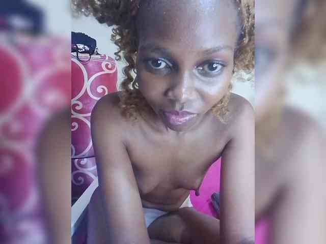 PrettyDoll3 webcam