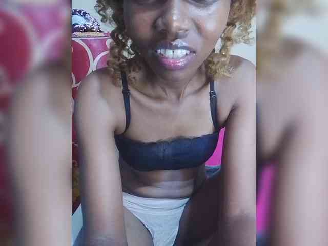 PrettyDoll3 webcam