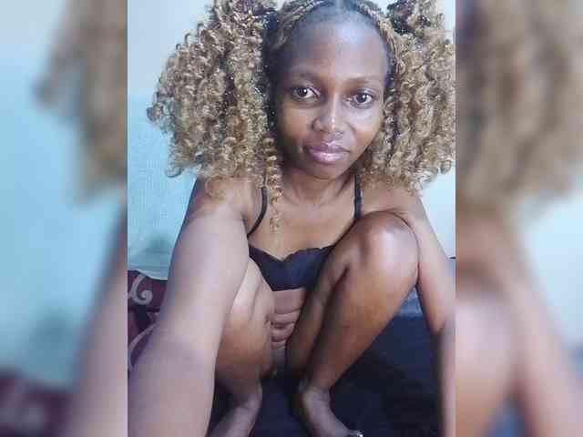 PrettyDoll3 webcam