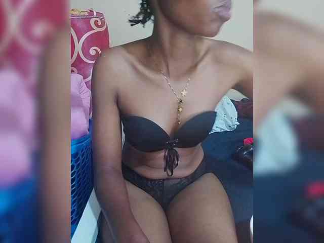 PrettyDoll3 webcam