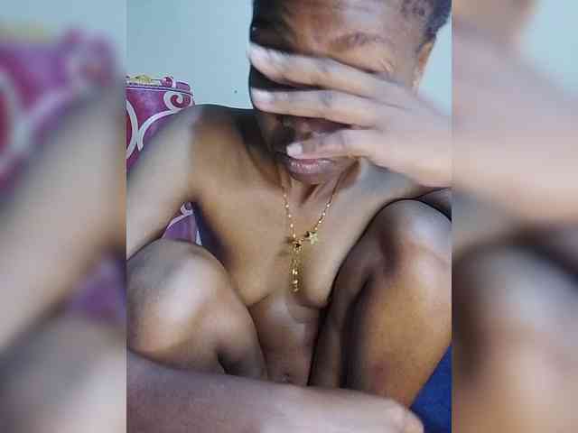 PrettyDoll3 webcam