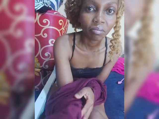 PrettyDoll3 webcam