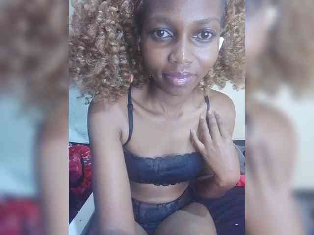 PrettyDoll3 webcam
