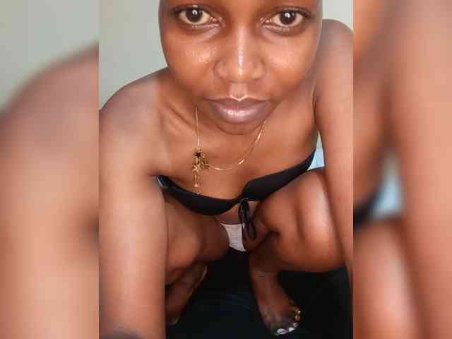PrettyDoll3 webcam