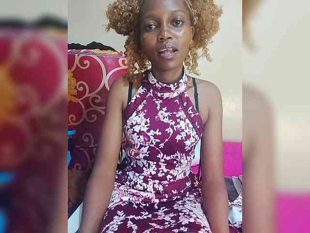 PrettyDoll3 webcam