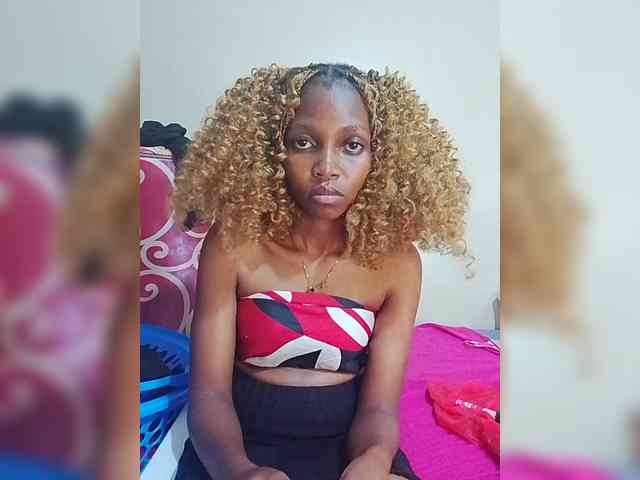 PrettyDoll3 webcam