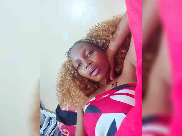 PrettyDoll3 webcam