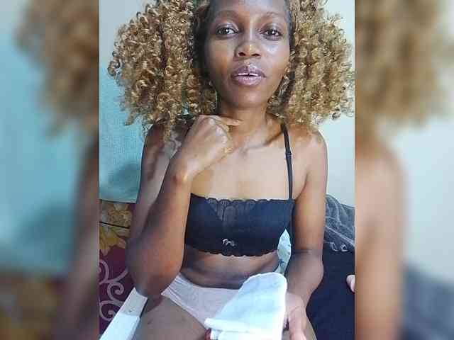 PrettyDoll3 webcam