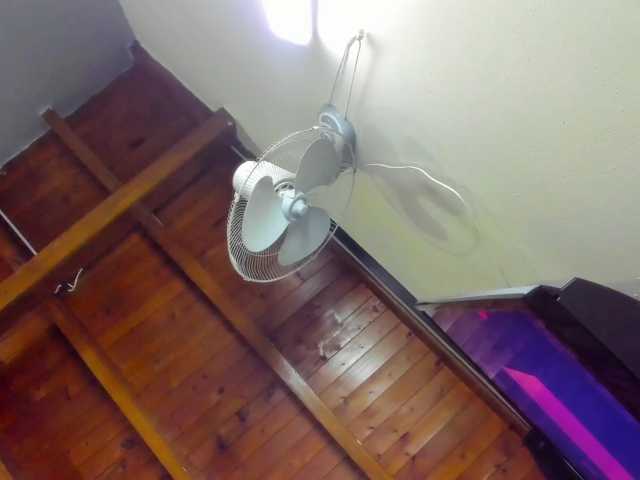Michelltaylor live cam preview