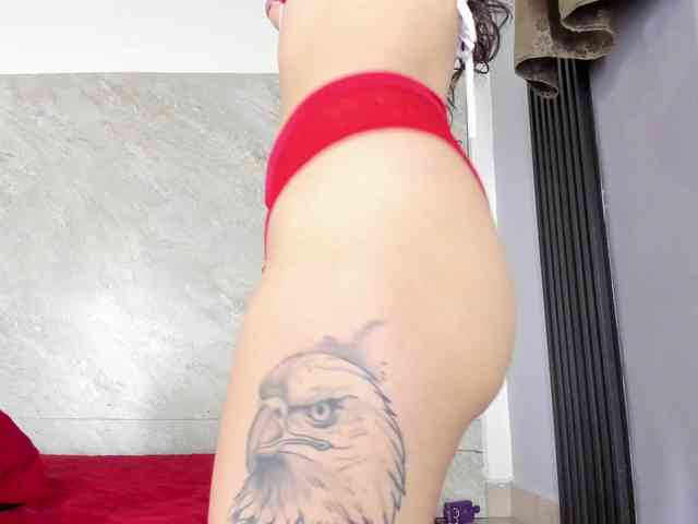 Model: Michelltaylor