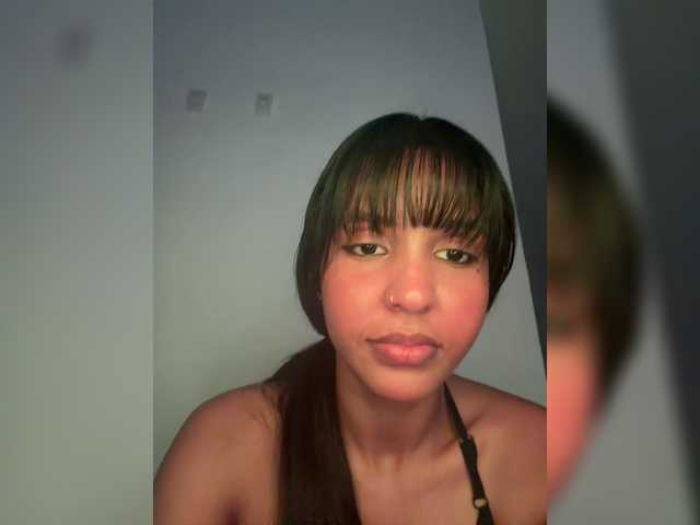 mylasantana live cam on BongaCams