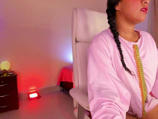Shaira-Massu live cam on BongaCams