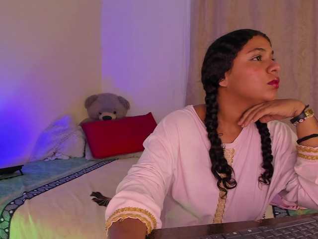 Shaira-Massu live cam on BongaCams