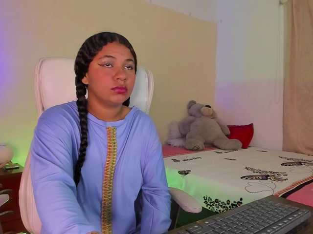 Shaira-Massu live cam on BongaCams