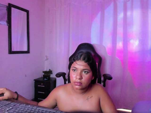 Shaira-Massu live cam on BongaCams