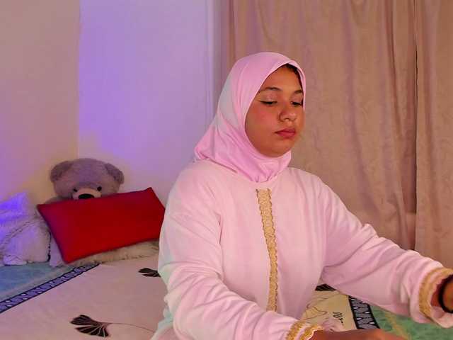 Shaira-Massu live cam on BongaCams