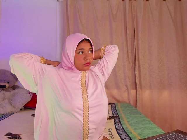 Shaira-Massu live cam on BongaCams