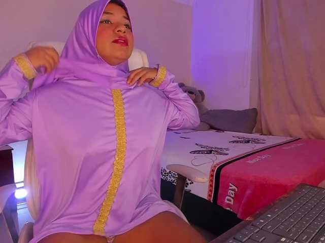 Shaira-Massu live cam on BongaCams