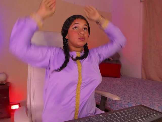 Shaira-Massu live cam on BongaCams