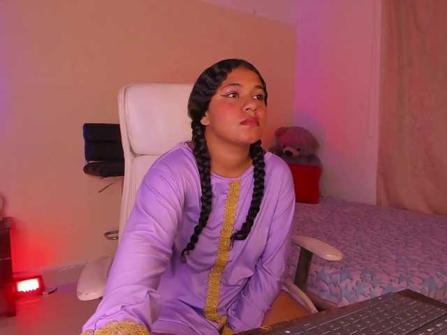 Shaira-Massu live cam on BongaCams