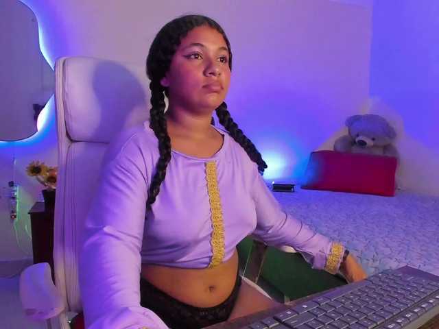 Shaira-Massu live cam on BongaCams
