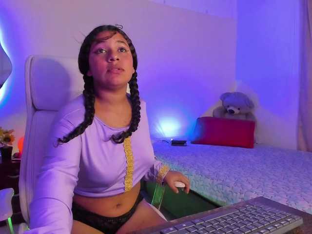 Shaira-Massu live cam on BongaCams