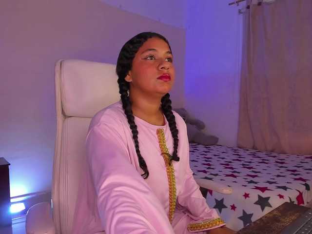 Shaira-Massu live cam on BongaCams