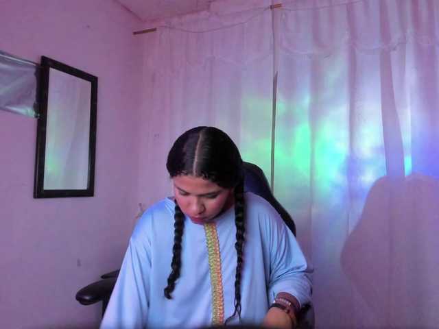 Shaira-Massu live cam on BongaCams