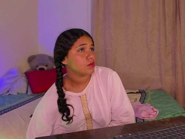 Shaira-Massu live cam on BongaCams