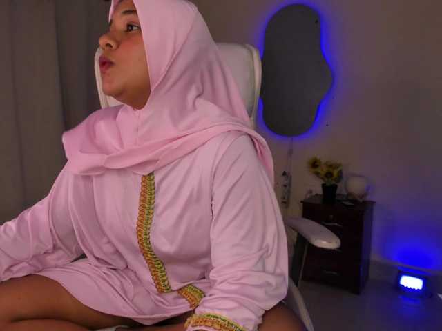 Shaira-Massu live cam on BongaCams