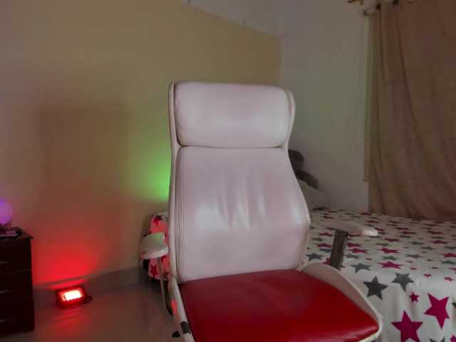 Shaira-Massu live cam on BongaCams