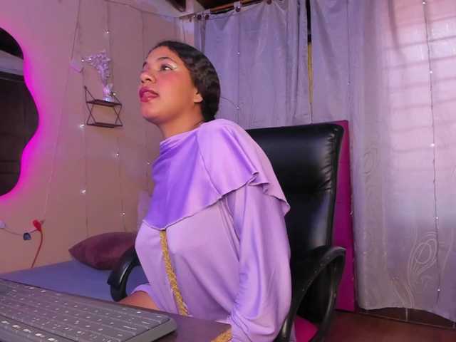Shaira-Massu live cam on BongaCams