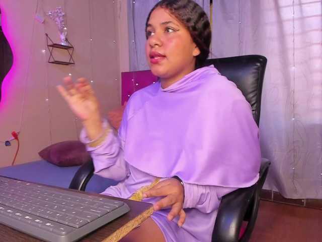 Shaira-Massu live cam on BongaCams