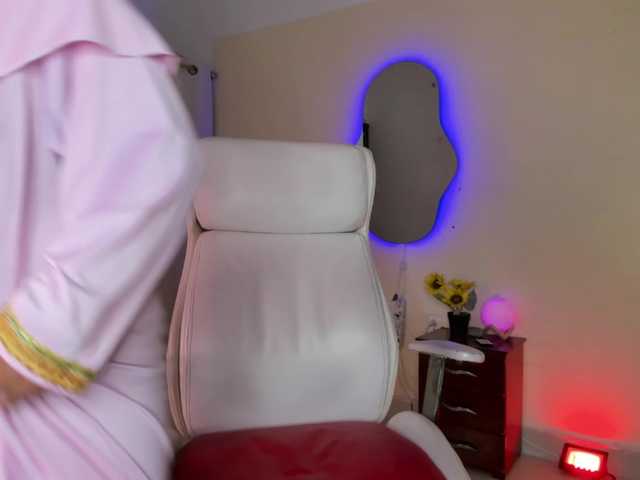 Shaira-Massu live cam on BongaCams