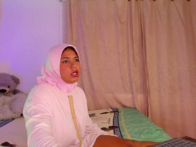 Shaira-Massu live cam on BongaCams