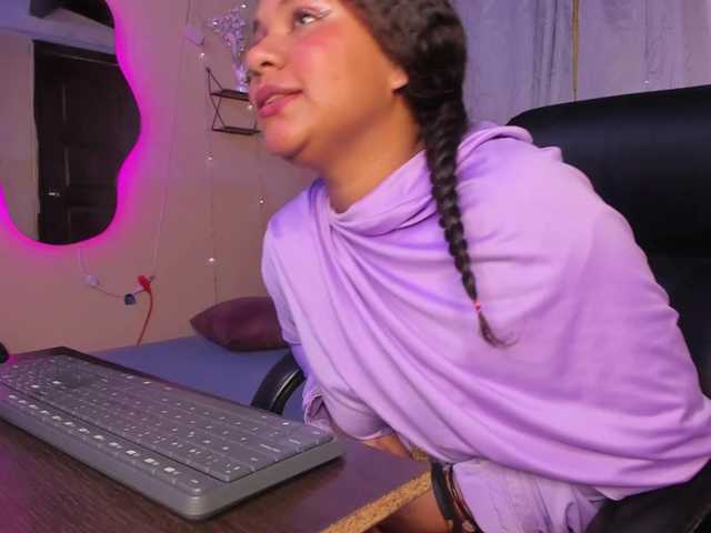 Shaira-Massu live cam on BongaCams