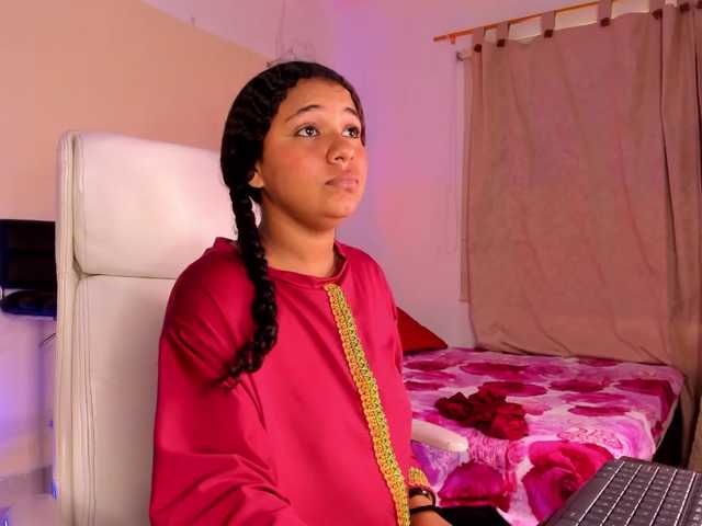 Shaira-Massu live cam on BongaCams