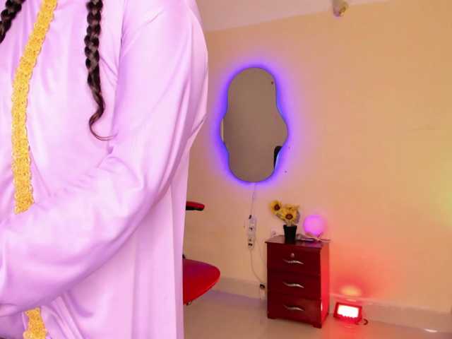Shaira-Massu live cam on BongaCams