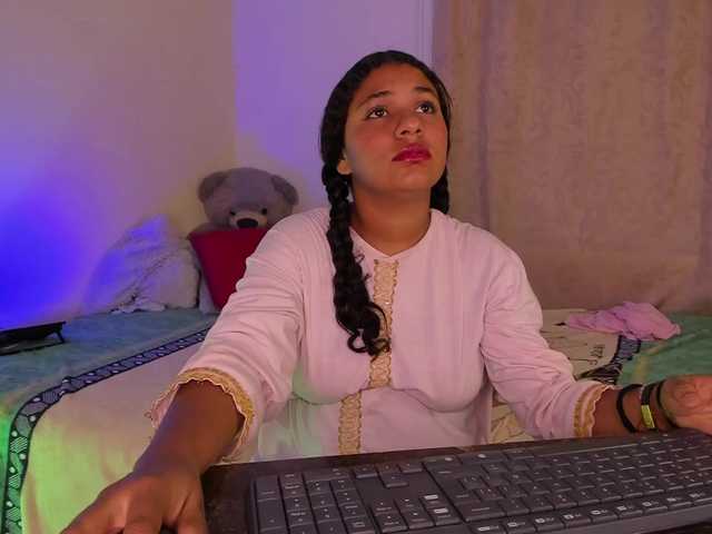Shaira-Massu live cam on BongaCams
