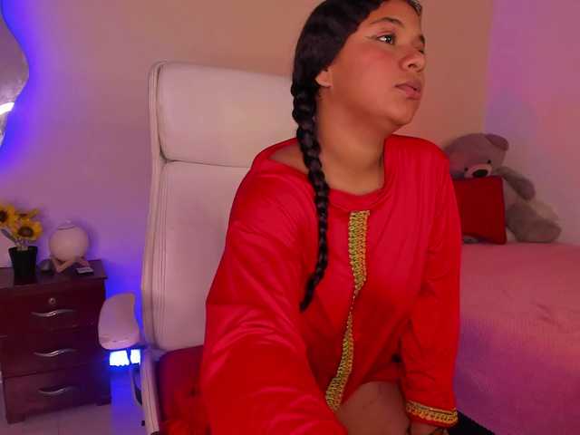 Shaira-Massu live cam on BongaCams