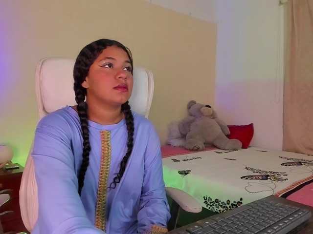 Shaira-Massu live cam on BongaCams