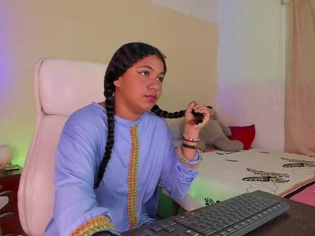Shaira-Massu live cam on BongaCams