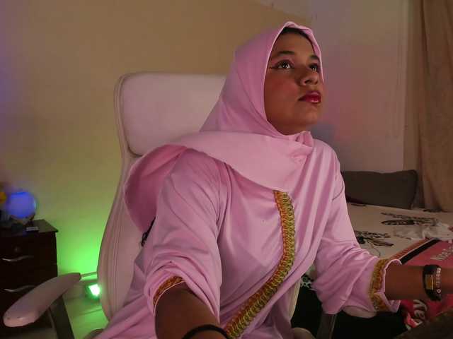 Shaira-Massu live cam on BongaCams